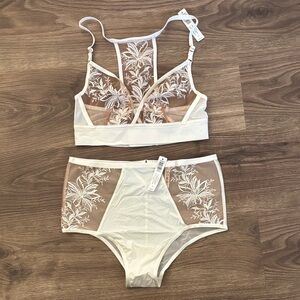 Soma White Floral Mesh Bra Set
